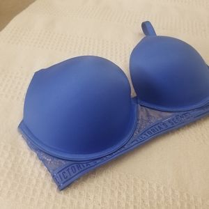 SOLD!  Victoria's Secret 34D Blue Bra